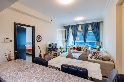 Apartment de 1 dormitorio en Lake Elucio, UAE No. 85698 4