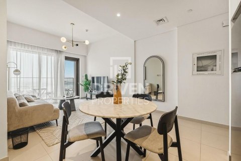 1 bedroom Apartment in Burj Royale, UAE No. 192030 6