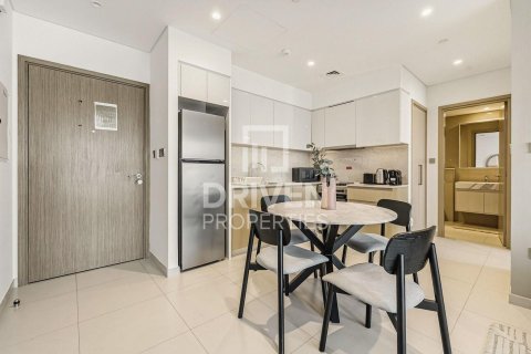 1 bedroom Apartment in Burj Royale, UAE No. 192030