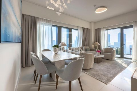 3 bedrooms Apartment in Burj Royale, UAE No. 192031 4