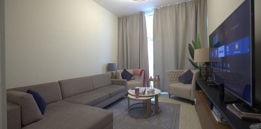 Квартира с 2 спальнями в Дубай, ОАЭ №134144