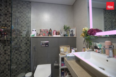 Квартира с 2 спальнями в Дубай, ОАЭ №134144 8