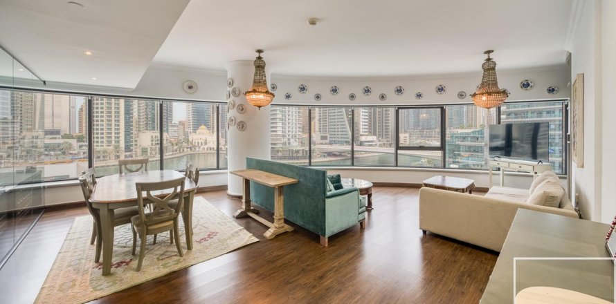 Квартира с 3 спальнями в Дубай Марина, ОАЭ №136569