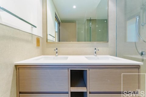 Квартира с 2 спальнями в Opera District, ОАЭ №136573 24