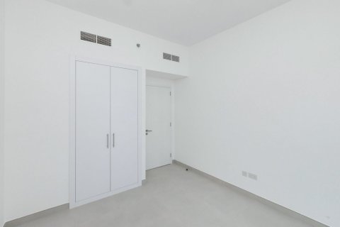 2 bedrooms Apartment in Dubai, UAE No. 141163 16