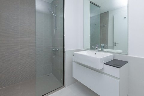 2 bedrooms Apartment in Dubai, UAE No. 141163 13