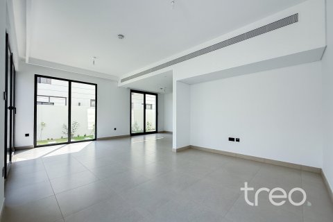 Villa de 4 dormitorios en Aura, UAE No. 206189 4