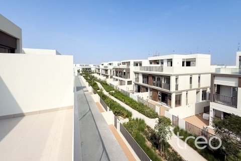 Villa de 4 dormitorios en Aura, UAE No. 206189 11