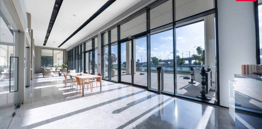 Shop de 246.5m² en Business Bay, UAE No. 135704