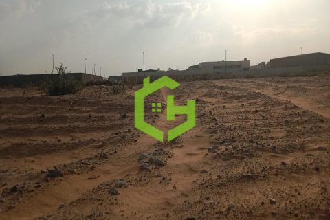 1858m² Land in Al Sajaa, UAE No. 92144 8