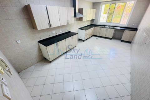 Villa de 3 chambres à Umm Suqeim, UAE No. 101740 14