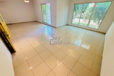 Villa de 3 chambres à Umm Suqeim, UAE No. 101740 19