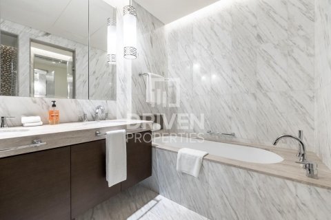 Penthouse de 3 dormitorios en The Address Residence Fountain Views, UAE No. 202850 17