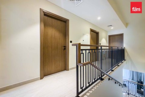 4 bedrooms Townhouse in Dubai, UAE No. 188284 8