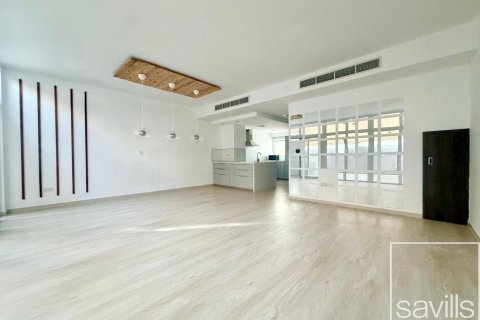 Townhouse de 3 dormitorios  No. 111705 2