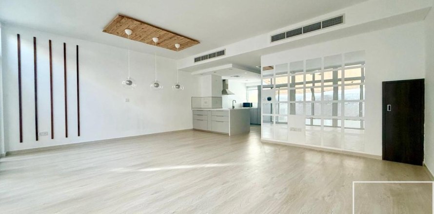 Townhouse de 3 dormitorios No. 111705