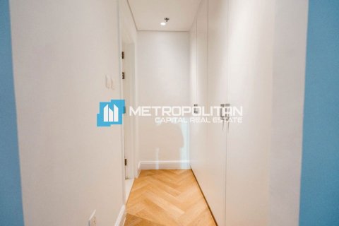 Apartment de 3 dormitorios en  Yas Island, UAE No. 148846 22