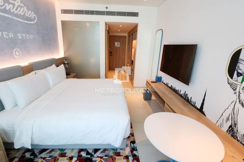 33m² Apartment in Seven Palm, UAE No. 171699 3