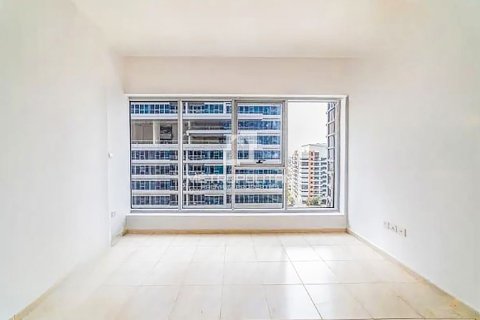 2 bedrooms Apartment in Dubai Land, UAE No. 171697 5