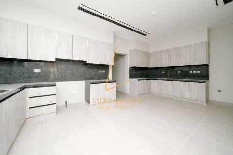 5 bedrooms Villa in Al Furjan, UAE No. 166091 4
