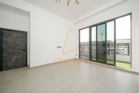 5 bedrooms Villa in Al Furjan, UAE No. 166091 9