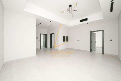 5 bedrooms Villa in Al Furjan, UAE No. 166091 11