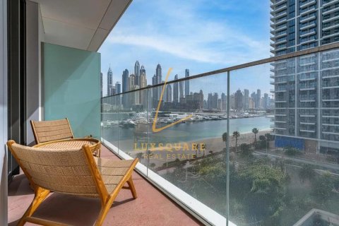 1 bedroom Apartment in EMAAR Beachfront, UAE No. 166092 13