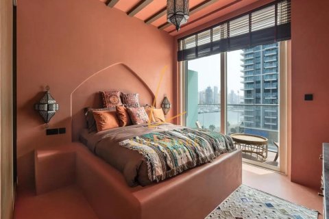 1 bedroom Apartment in EMAAR Beachfront, UAE No. 166092 5
