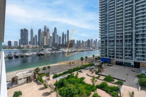 1 bedroom Apartment in EMAAR Beachfront, UAE No. 166092