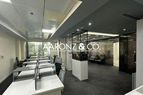 199m² Office in Business Bay, UAE No. 133001