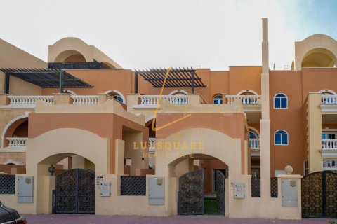 4 غرف نوم تاون هاوس في دائرة قرية جميرا, الإمارات العربية المتحدة رقم 165363