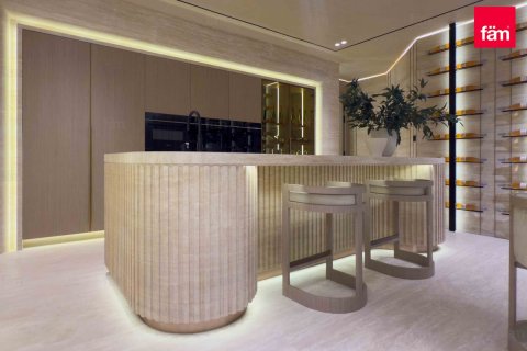 5 bedrooms Villa in Palm Jumeirah, UAE No. 80625 12