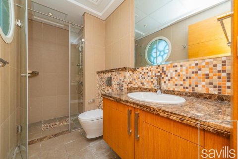 5 bedrooms Villa in Jumeirah Park, UAE No. 194719 4