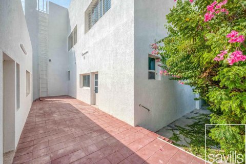 Вилла с 5 спальнями в Al Barsha South, ОАЭ №194720 24