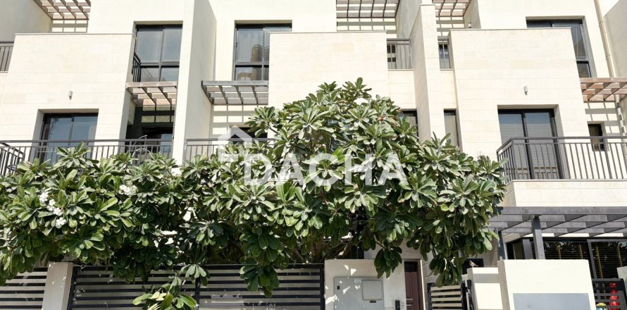 Вилла с 4 спальнями в Джумейра Вилладж Серкл, ОАЭ №203693