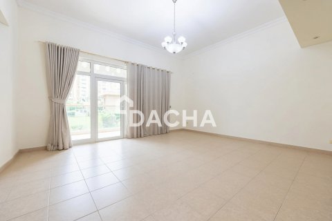 Квартира с 2 спальнями в Shoreline Apartments, ОАЭ №168899 2