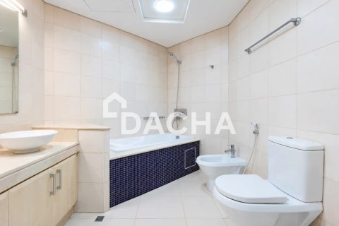 Квартира с 2 спальнями в Shoreline Apartments, ОАЭ №168899 10