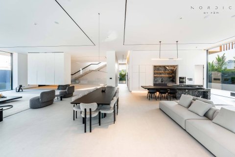 6 bedrooms Villa No. 119522 15