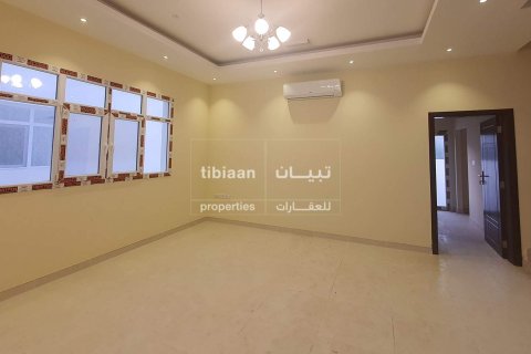 Villa de 5 dormitorios en Bawshar, Oman No. 53954 10