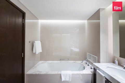 2 bedrooms Apartment in Downtown Dubai (Downtown Burj Dubai), UAE No. 198600 5