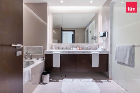 2 bedrooms Apartment in Downtown Dubai (Downtown Burj Dubai), UAE No. 198600 8