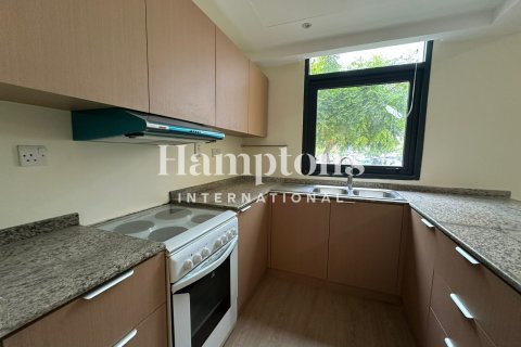 2 bedrooms Apartment  No. 131788 2