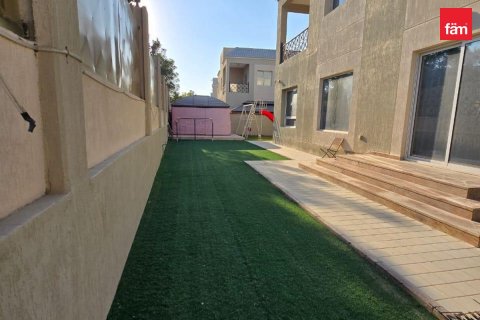 Villa de 5 dormitorios en Dubai, UAE No. 187421 12