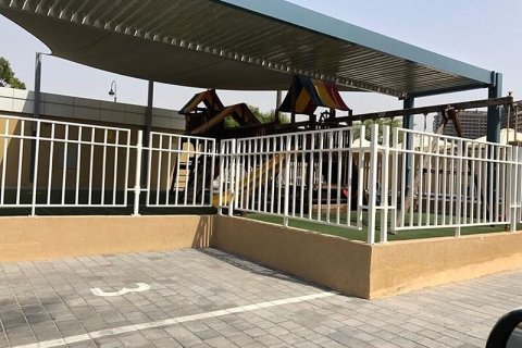 5 bedrooms Villa in Bloomingdale, UAE No. 170574 13