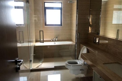 5 bedrooms Villa in Bloomingdale, UAE No. 170574 10