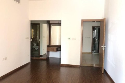 5 bedrooms Villa in Bloomingdale, UAE No. 170574 16