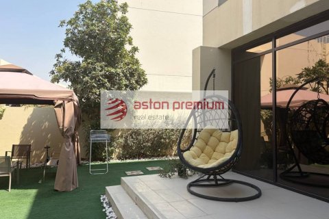 Villa de 4 dormitorios en DAMAC Hills (Akoya by DAMAC), UAE No. 148047 27