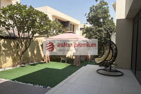 Villa de 4 dormitorios en DAMAC Hills (Akoya by DAMAC), UAE No. 148047 26