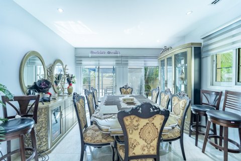 Villa de 5 dormitorios en Jumeirah Village Triangle, UAE No. 199781 13