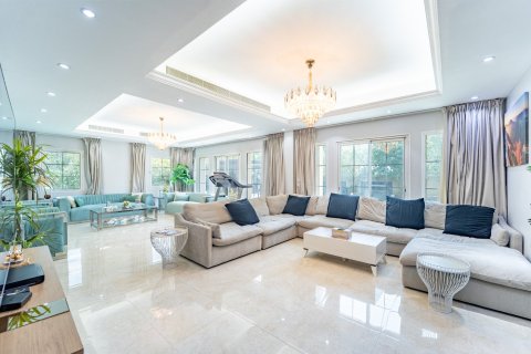 Villa de 5 dormitorios en Jumeirah Village Triangle, UAE No. 199781 20